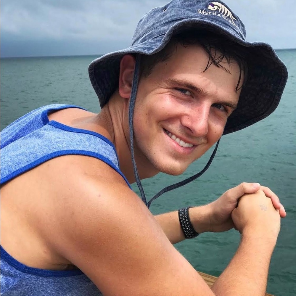 Meet your Posher, Chad